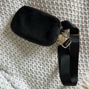 sherpa belt bag